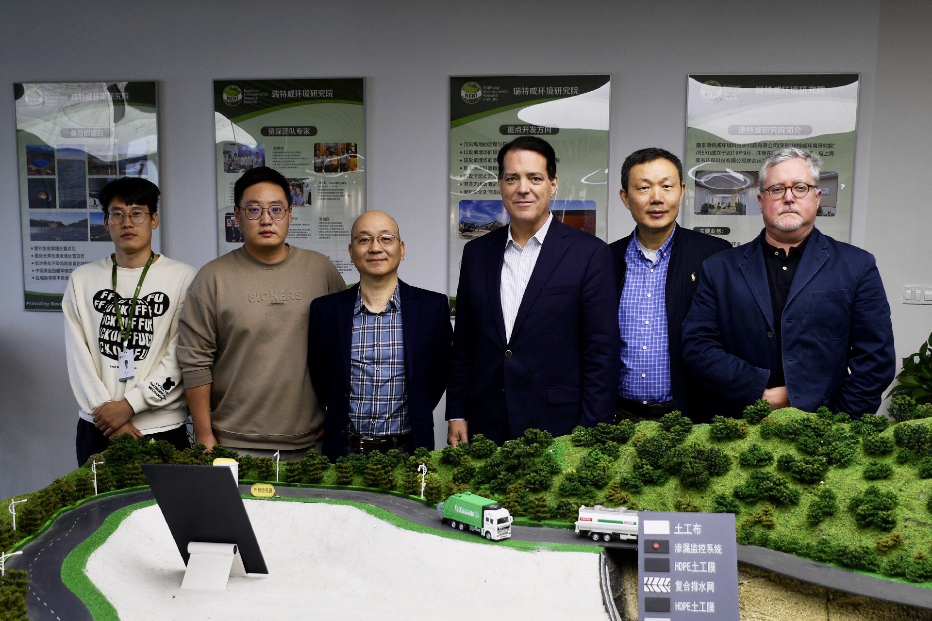 1683620130578371.jpg 87c55e53495edef3a29531d4f87b147.jpg